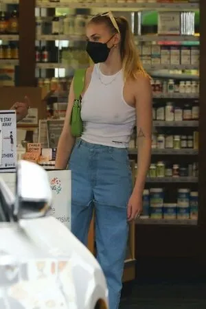 Sophie Turner OnlyFans Leaked Free Thumbnail Picture - #kzsfscjoj7