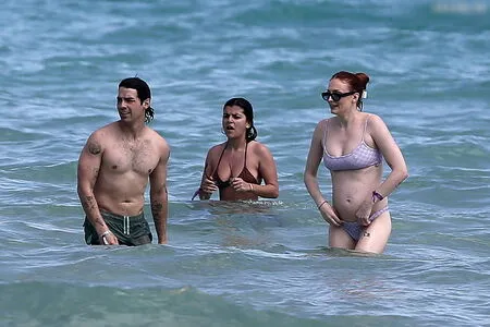Sophie Turner OnlyFans Leaked Free Thumbnail Picture - #p2o7L3m1wv