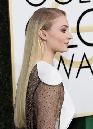 Sophie Turner OnlyFans Leaked Free Thumbnail Picture - #xCNoiLYMMJ