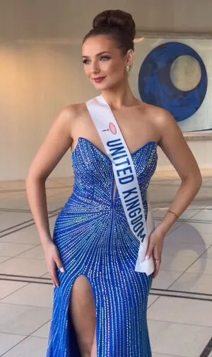 Sophie Wallace OnlyFans Leaked Free Thumbnail Picture - #A5upodCrvv