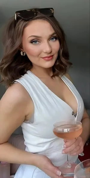 Sophie Wallace OnlyFans Leaked Free Thumbnail Picture - #qVQT7jVUR1