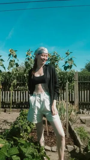 Sophie Srm OnlyFans Leaked Free Thumbnail Picture - #6gFrnn3dh4