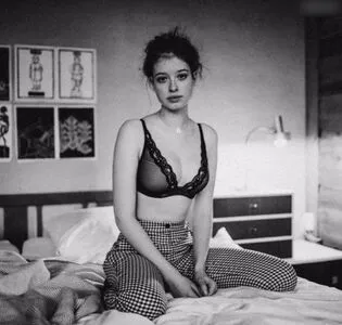 Sophie Srm OnlyFans Leaked Free Thumbnail Picture - #o5N0HK3yBv