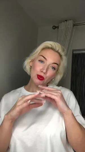 SophieBarnesUK OnlyFans Leaked Free Thumbnail Picture - #LEOtEGj9ss