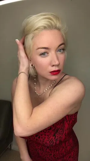 SophieBarnesUK OnlyFans Leaked Free Thumbnail Picture - #WiiXuxySVu