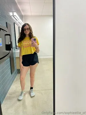 Sophieellie Of OnlyFans Leaked Free Thumbnail Picture - #Iz98h9FZJ0