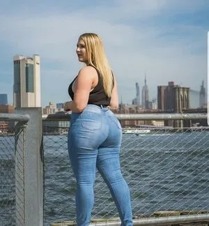 Sophieeturner OnlyFans Leaked Free Thumbnail Picture - #YFcVBbAbU1