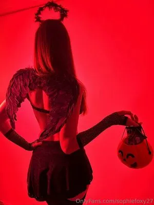 Sophiefoxy27 OnlyFans Leaked Free Thumbnail Picture - #InAYfquiM2