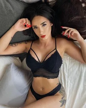Sophieicardo OnlyFans Leaked Free Thumbnail Picture - #PUxLP25blH