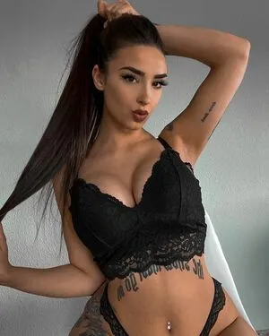 Sophieicardo OnlyFans Leaked Free Thumbnail Picture - #PYw18A4p28