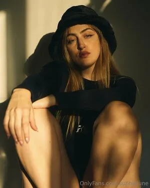 Sophielune OnlyFans Leaked Free Thumbnail Picture - #anMNUJ9oLG