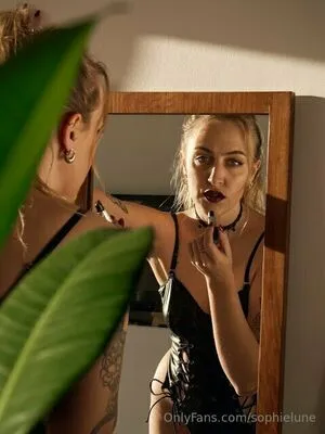 Sophielune OnlyFans Leaked Free Thumbnail Picture - #zwsSn2AwRq