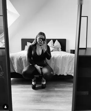 Sophielx OnlyFans Leaked Free Thumbnail Picture - #SfLp0YUhg8