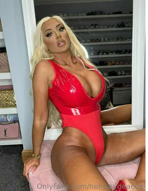 Sophiereadeofficial OnlyFans Leaked Free Thumbnail Picture - #5511xRSnGH
