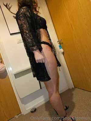 Sophietomuk OnlyFans Leaked Free Thumbnail Picture - #QwIDec50kj