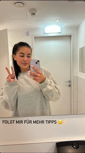Sophmrie OnlyFans Leaked Free Thumbnail Picture - #5aFLANdnbp