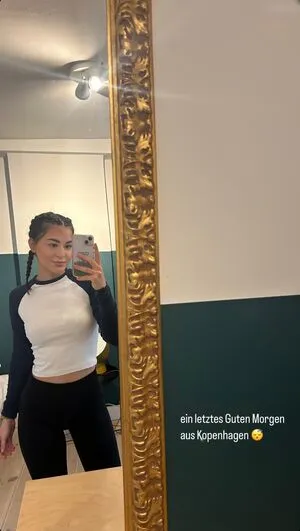 Sophmrie OnlyFans Leaked Free Thumbnail Picture - #EUcR73Ly1v