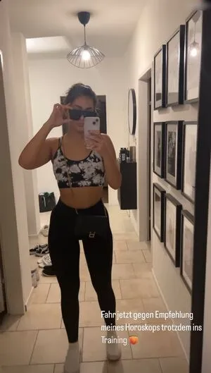 Sophmrie OnlyFans Leaked Free Thumbnail Picture - #PcizpXBKR7
