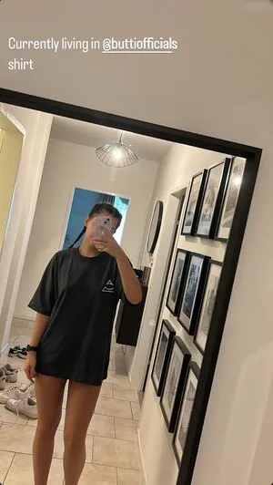 Sophmrie OnlyFans Leaked Free Thumbnail Picture - #U6wQmr3MiE