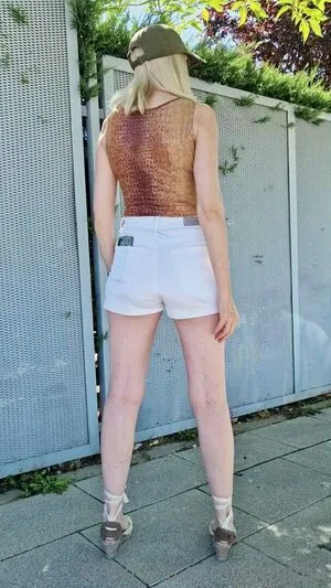 Sophyna OnlyFans Leaked Free Thumbnail Picture - #DkM6sJEAY1