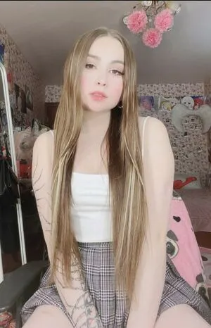 Sora4kawu Sora 4ka Emilyfluffy Emily Qween OnlyFans Leaked Free Thumbnail Picture - #laNJnZNCLG