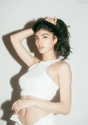 Soulin Omar OnlyFans Leaked Free Thumbnail Picture - #3UoTSxhEu3