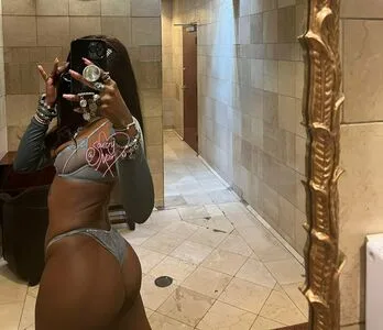 Soultry Noir OnlyFans Leaked Free Thumbnail Picture - #SKfvu2z9LZ