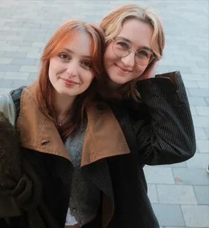 Soupforeloise OnlyFans Leaked Free Thumbnail Picture - #medADincrk