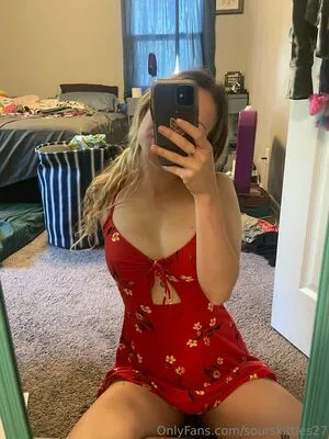 Sourskittles27 OnlyFans Leaked Free Thumbnail Picture - #Weafyyx87k
