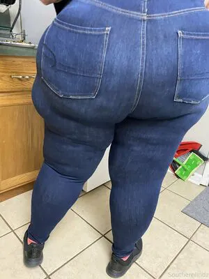 Southernlindz OnlyFans Leaked Free Thumbnail Picture - #jerfiKFSAu