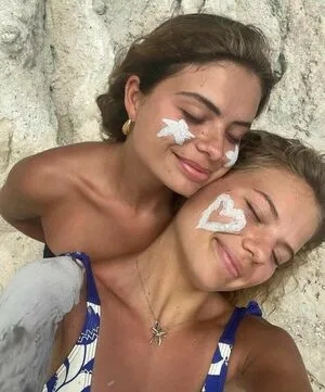 Soykarengoncalves OnlyFans Leaked Free Thumbnail Picture - #qxynk3BaQv