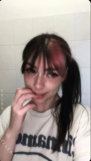 Soymilkonice OnlyFans Leaked Free Thumbnail Picture - #mjbzNkLCR4