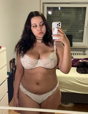 Soymilkvanilla Peachyara OnlyFans Leaked Free Thumbnail Picture - #0Spa9OelzO