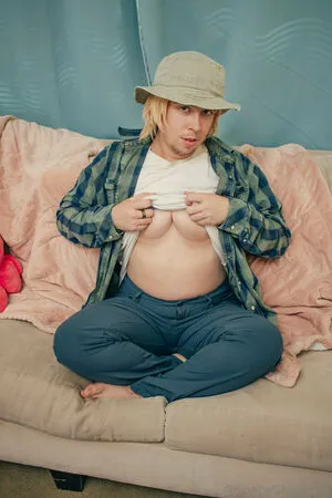 Spaceghostarts OnlyFans Leaked Free Thumbnail Picture - #7FZoILQB6s