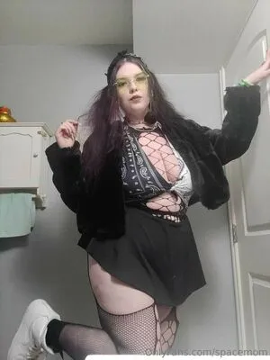 Spacemom OnlyFans Leaked Free Thumbnail Picture - #kHTBMmtkNr