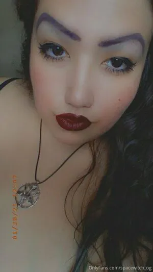 Spacevvitch666 OnlyFans Leaked Free Thumbnail Picture - #2AObAnZnXV