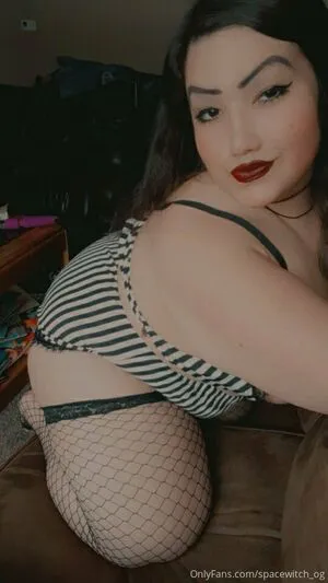 Spacevvitch666 OnlyFans Leaked Free Thumbnail Picture - #pcD959Nqmu