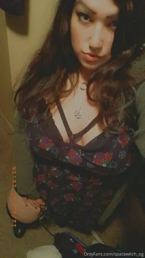 Spacevvitch666 OnlyFans Leaked Free Thumbnail Picture - #rrwesysjCv