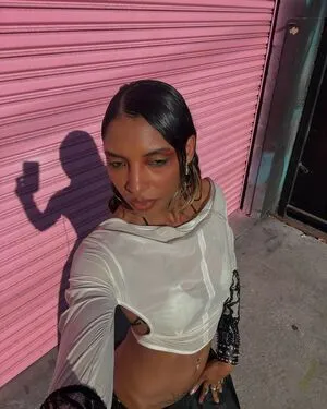 Spellling OnlyFans Leaked Free Thumbnail Picture - #XaSBkCsfXD