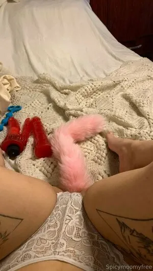 Spicymoomyfree OnlyFans Leaked Free Thumbnail Picture - #XAAHONt09h