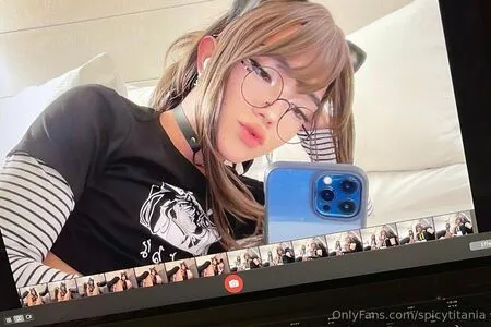 Spicytitania OnlyFans Leaked Free Thumbnail Picture - #785Fj9Wsos
