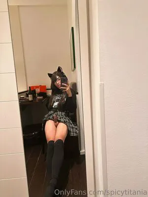 Spicytitania OnlyFans Leaked Free Thumbnail Picture - #KComYF2KdQ