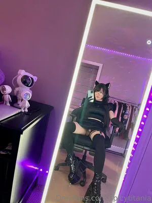 Spicytitania OnlyFans Leaked Free Thumbnail Picture - #nbYqd5q3hj