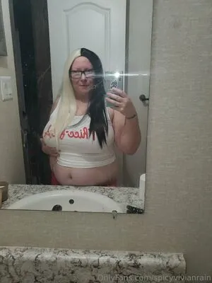 Spicyvivianrain OnlyFans Leaked Free Thumbnail Picture - #eMxXL1u0Zl