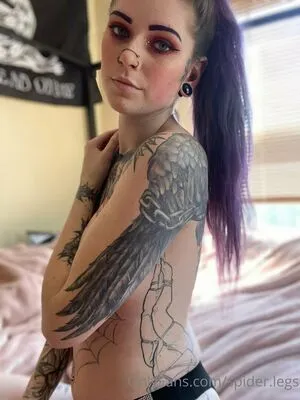 Spider Legs OnlyFans Leaked Free Thumbnail Picture - #2bCJG6d0l5