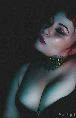 Split Girl OnlyFans Leaked Free Thumbnail Picture - #5HR1E4UDkn