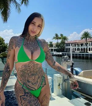 Split Tongue Bri OnlyFans Leaked Free Thumbnail Picture - #z0ylSw4Amt