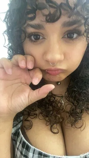 Spoiledjaguar OnlyFans Leaked Free Thumbnail Picture - #ccV4unT8O1