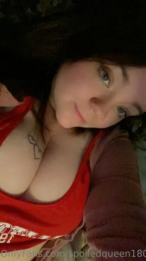 Spoiledqueen180 OnlyFans Leaked Free Thumbnail Picture - #1OjuB0sDsA