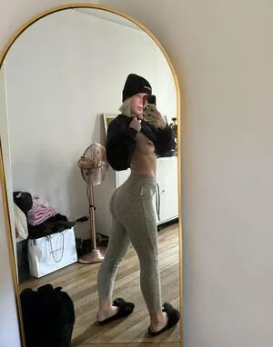 Spookieshelbie OnlyFans Leaked Free Thumbnail Picture - #M5QKVJ0gwc
